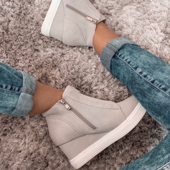 Shoes - HP!! Comfy Taupe Wedge Sneakers!!